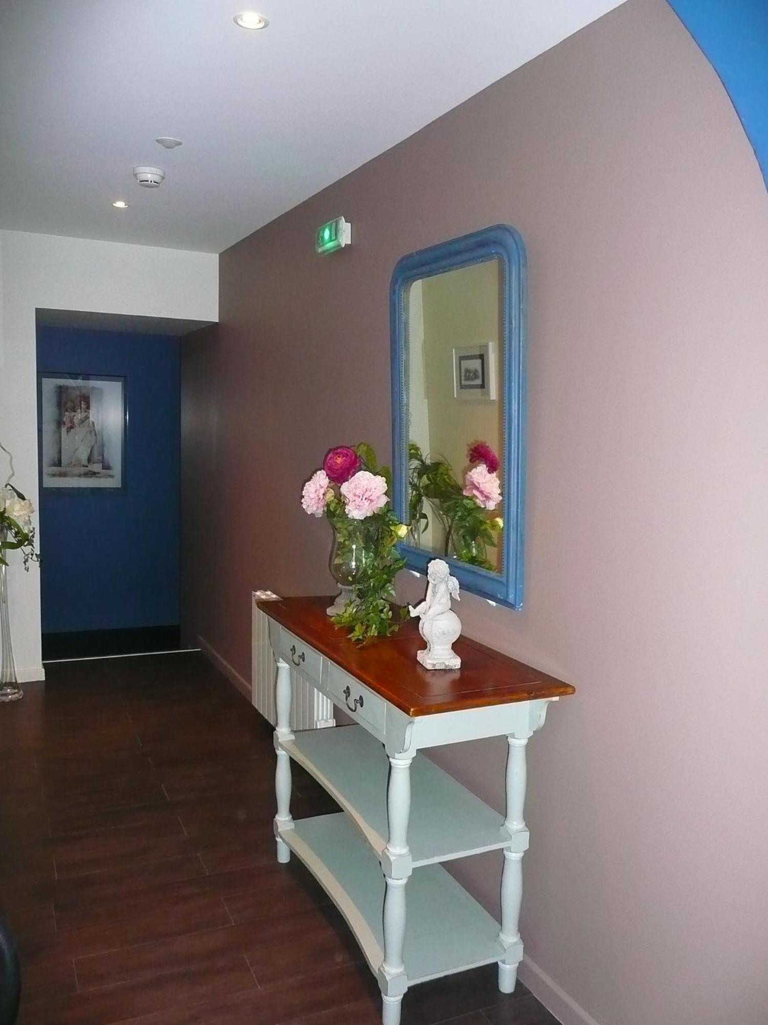 Hotel Le Saint Aubin Chevillé Esterno foto